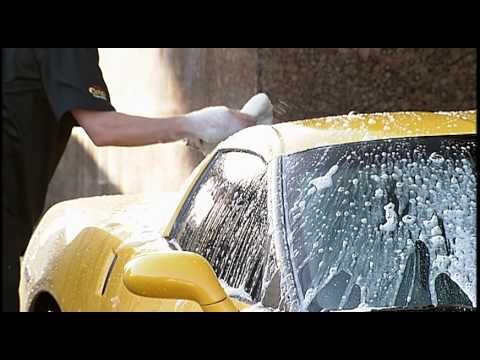 Meguiar’s Ultimate Wash & Wax - 1.42 L (48 oz) - Image 2